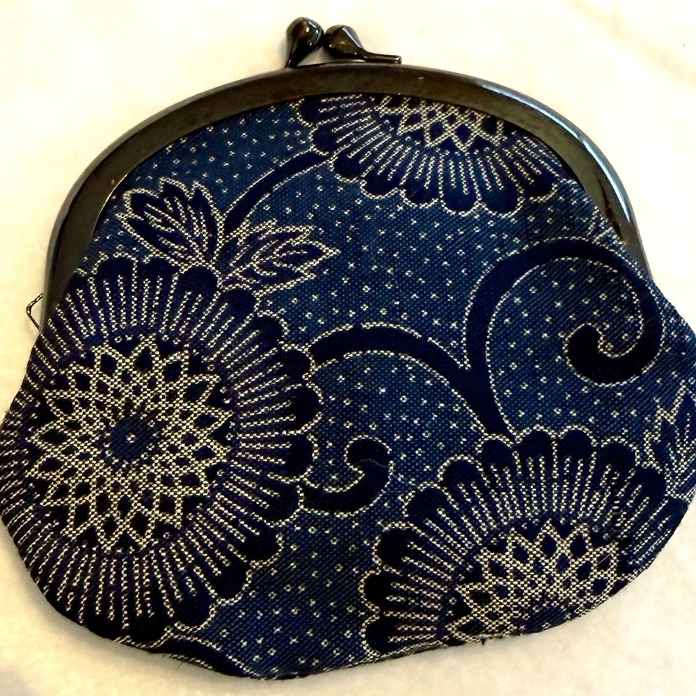 Vintage Navy Floral Kiss Lock Coin Purse Retro Metal Frame Change Pouch - Picture 2 of 5